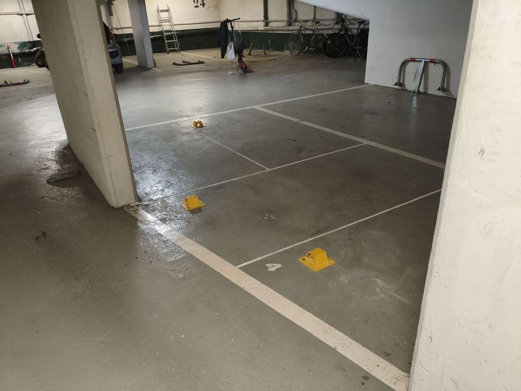 Parking PARIS 13 70€ Rene Legal/SH gestion