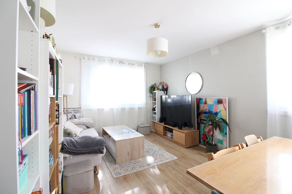Appartement Appartement ST MAUR DES FOSSES 290000€ Rene Legal/SH gestion Appartement Appartement ST MAUR DES FOSSES 290000€ Rene Legal/SH gestion